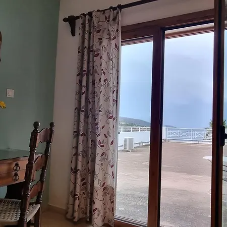 Melas Ágios Nikolaos