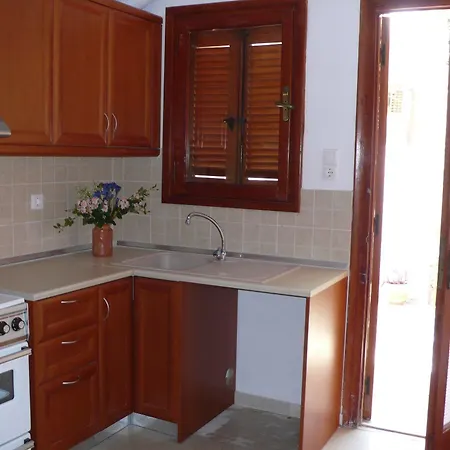Melas 2* Agios Nikolaos
